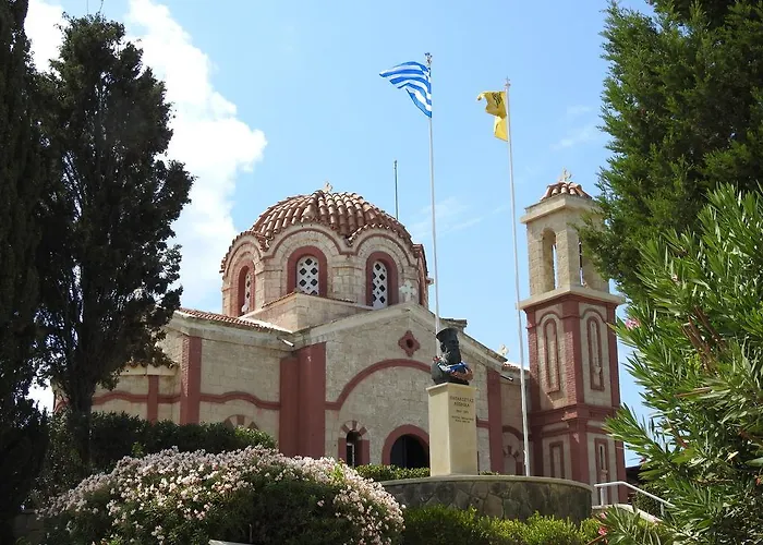 Sunset With Sea And Coastal Views Penthouse Киссонерга